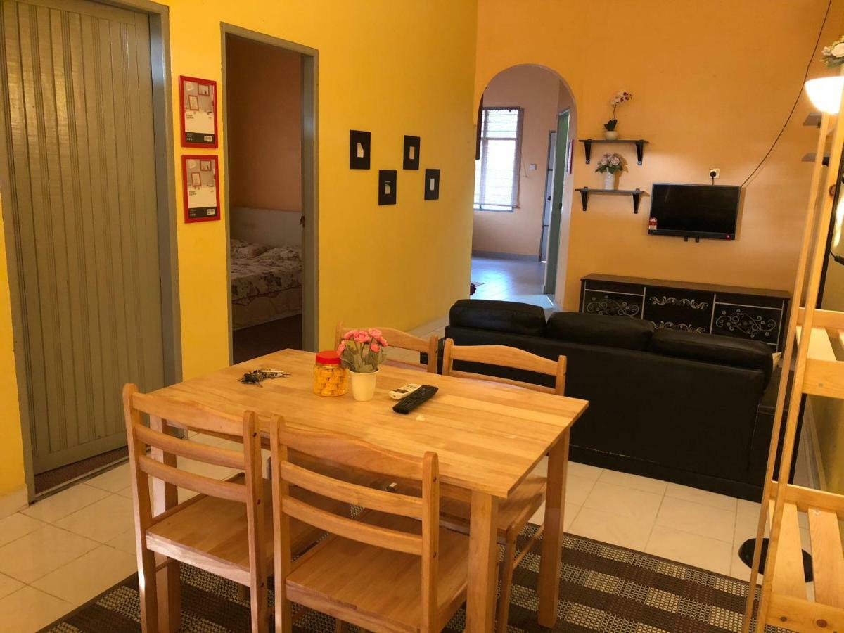 Addin Homestay Tanah Merah 丹那美拉 外观 照片
